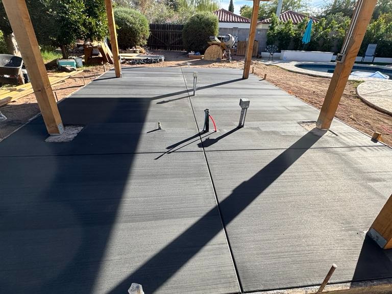 MR. TAPIA LANDSCAPING